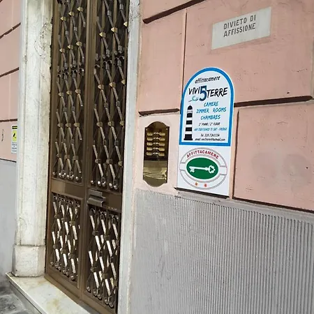 Vivi 5 Terre Гостевой дом Специя