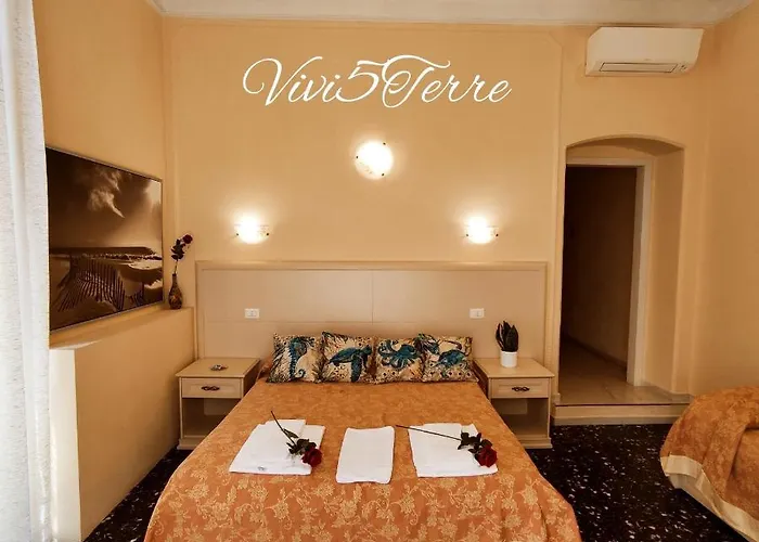 Vivi 5 Terre Гостевой дом Специя