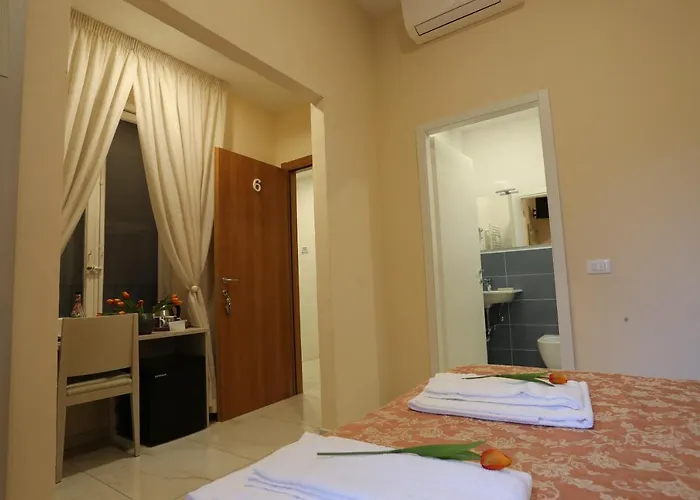 Гостьовий будинок Vivi 5 Terre 4*